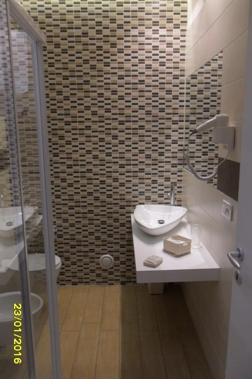 Location Lory Hotell Busto Arsizio Eksteriør bilde