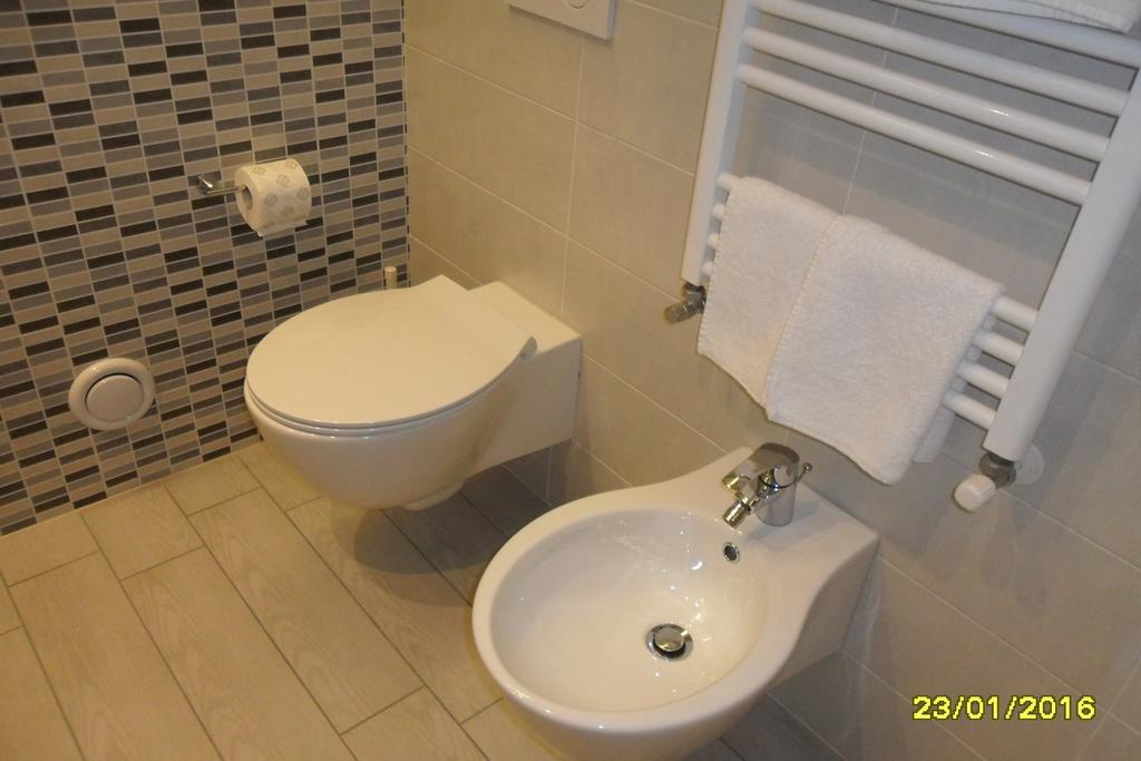 Location Lory Hotell Busto Arsizio Eksteriør bilde