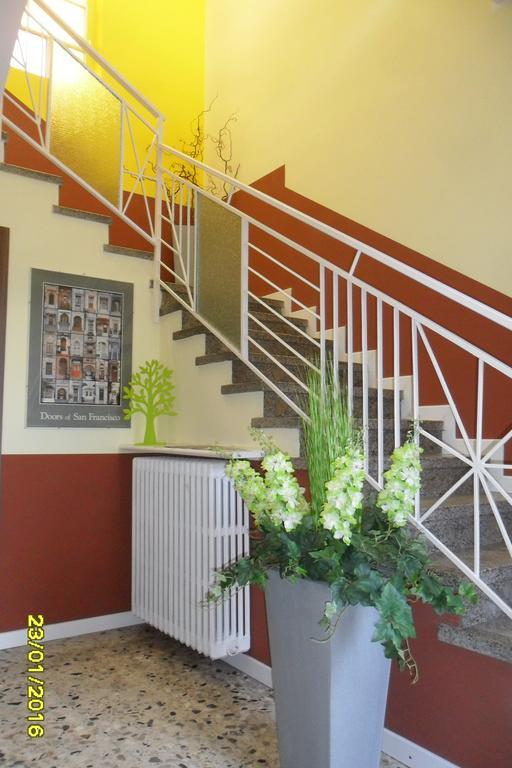 Location Lory Hotell Busto Arsizio Eksteriør bilde